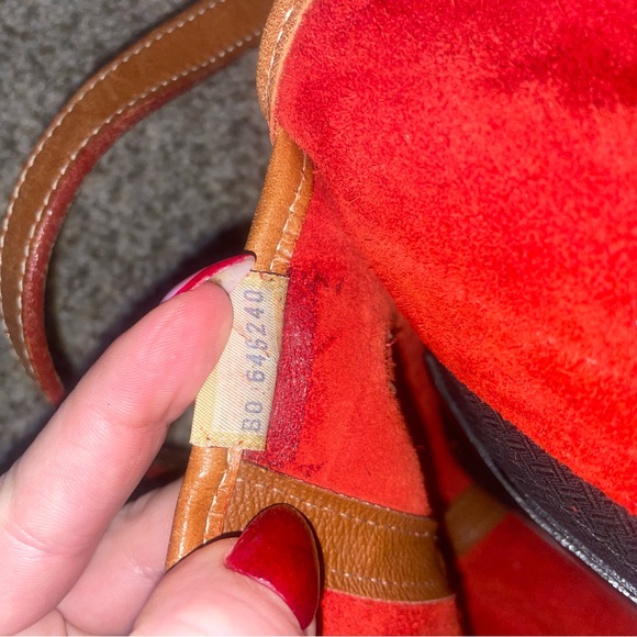 ✨♥️ Vintage Dooney & Bourke All-Weather Leather Equestrian Crossbody Bag ♥️✨ - Picture 13 of 13